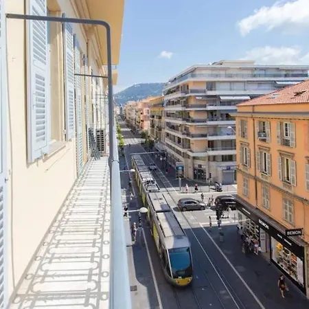 Pantheon- App Centre, 2 Ch, 2 Sdb , Classe 4 Etoiles Apartament *